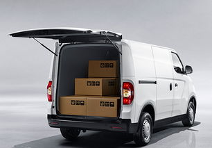 廣州貨拉拉上汽大通EV30純電動物流車融租方案 以租代購，助力綠色物流